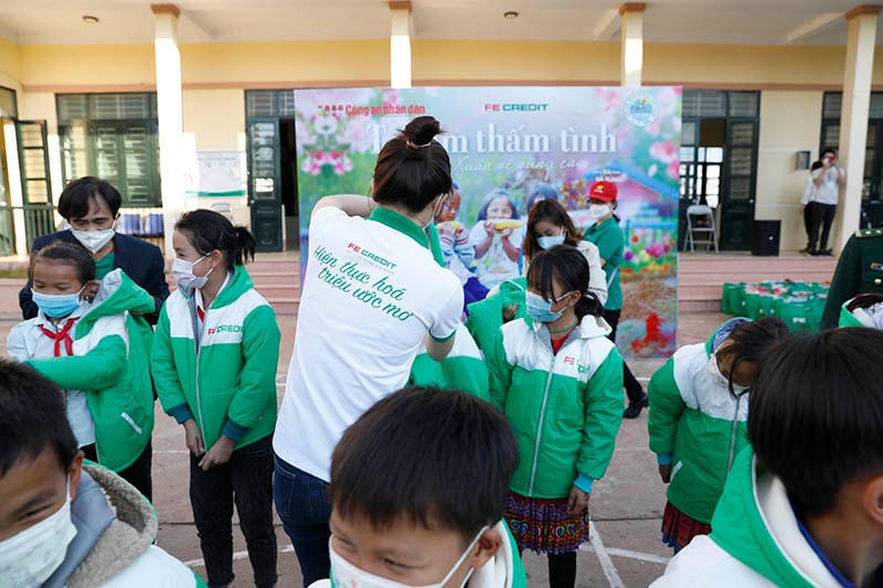 Giữ 'ngọn lửa ấm' vùng Điện Biên