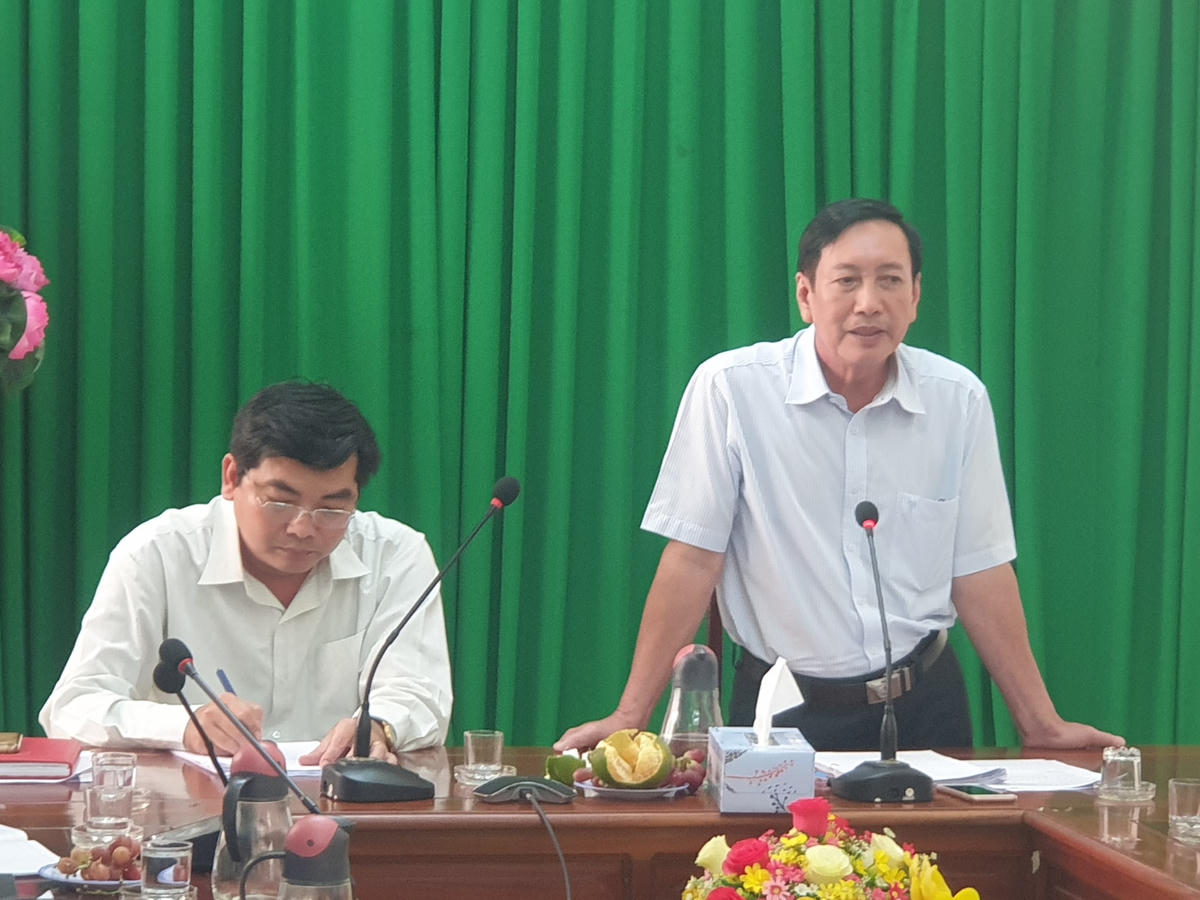 Ông Đinh Trung Trực phát biểu tại buổi làm việc.