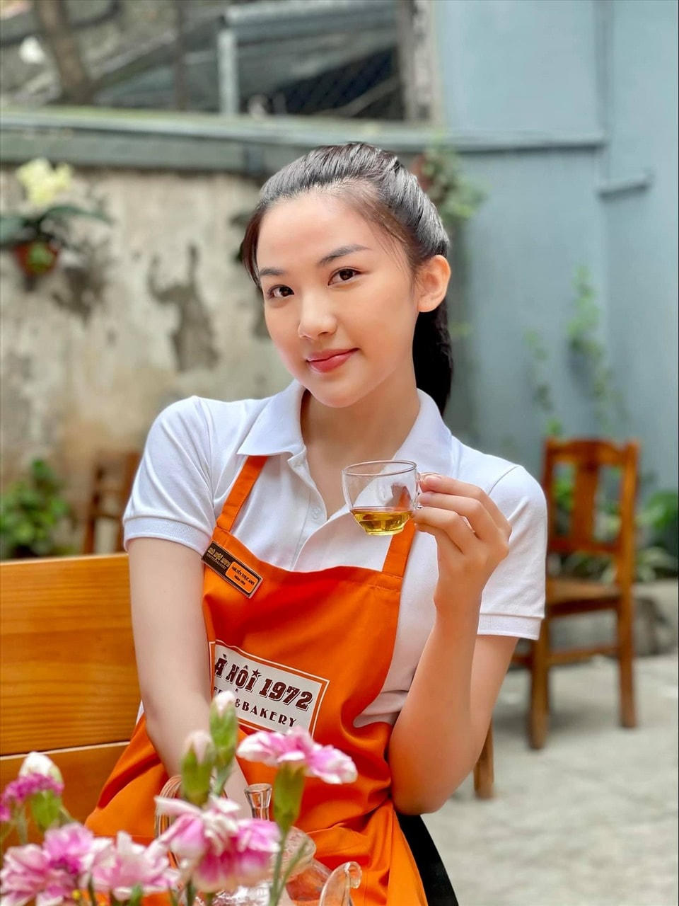 Mới đây, Lương Thanh vào vai Thục Anh trong "11 tháng 5 ngày", cô gái hiền lành trong sáng, con gái của chủ nhà trọ do Vân Dung thủ vai.  