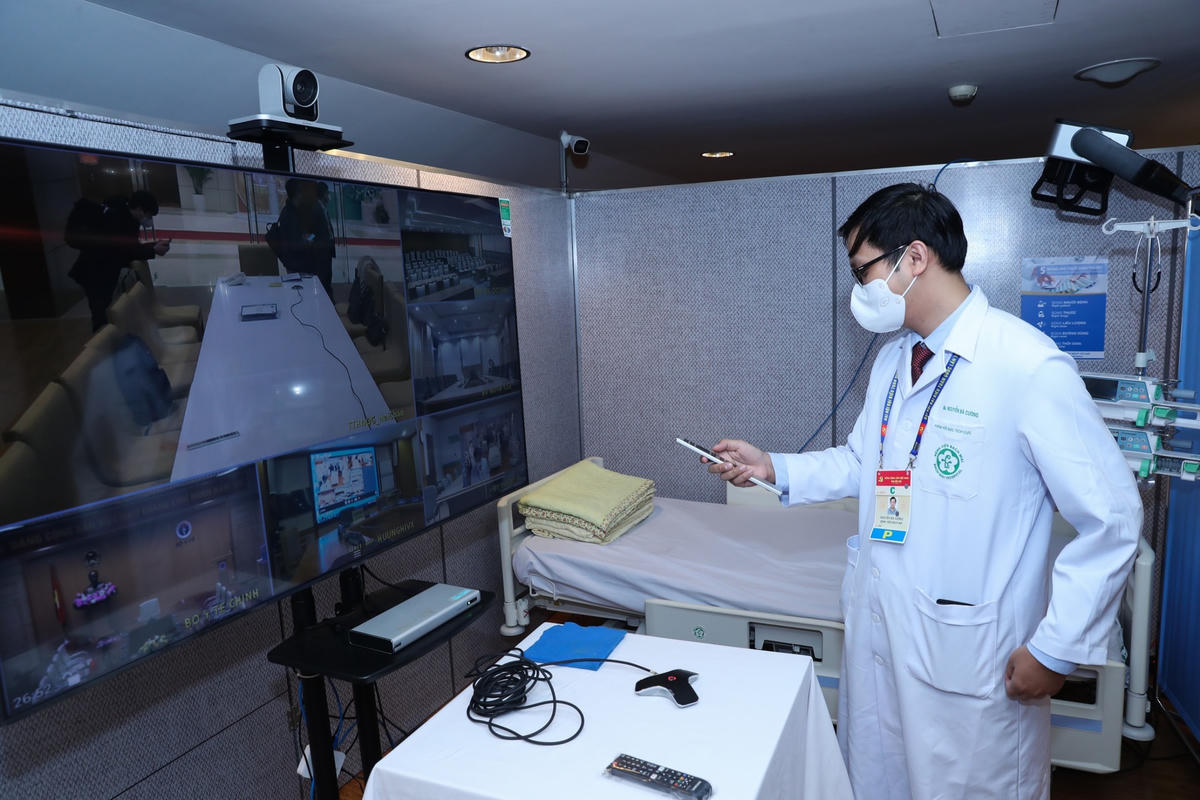 Khai trương Trung tâm Y tế phục vụ Đại hội XIII của Đảng
