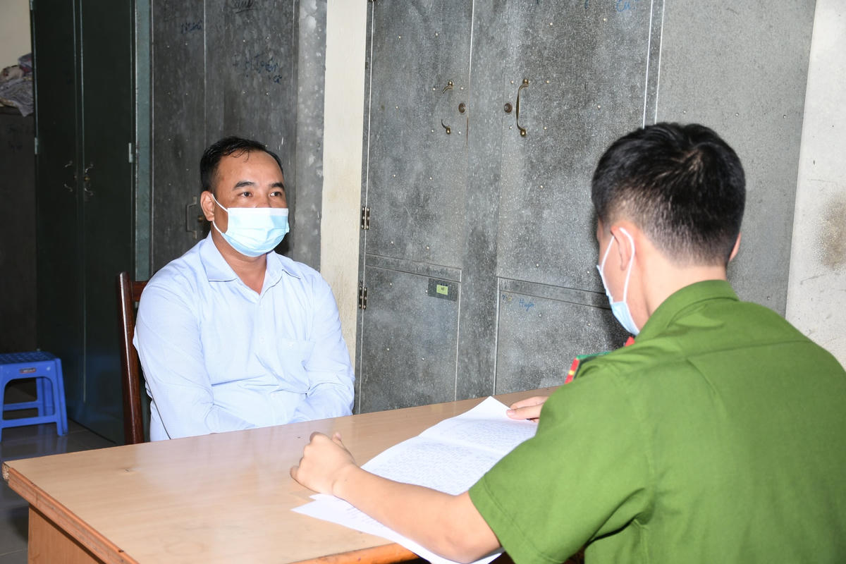 Nguyễn Hải Hà tại Công an TP Hải Phòng. 
