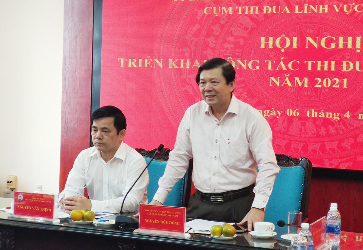 Phó Chủ tịch Nguyễn Hữu Dũng phát biểu tại Hội nghị.