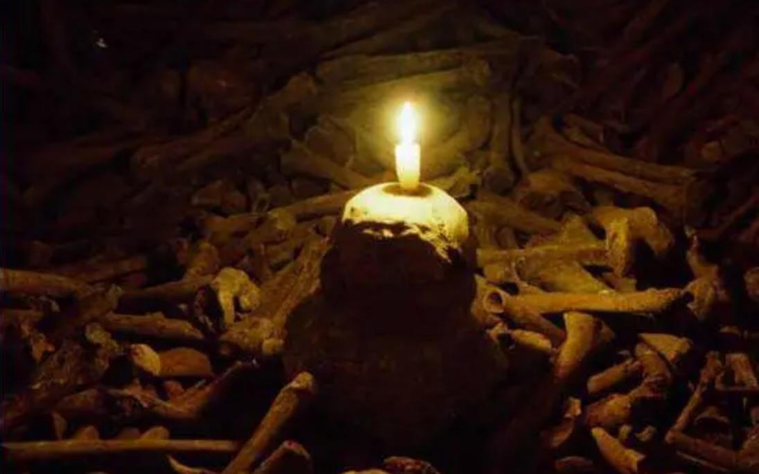 Đèn vĩnh cửu rất có thể không thực sự "vĩnh cửu" như mọi người nhầm tưởng. Ảnh News NPR.