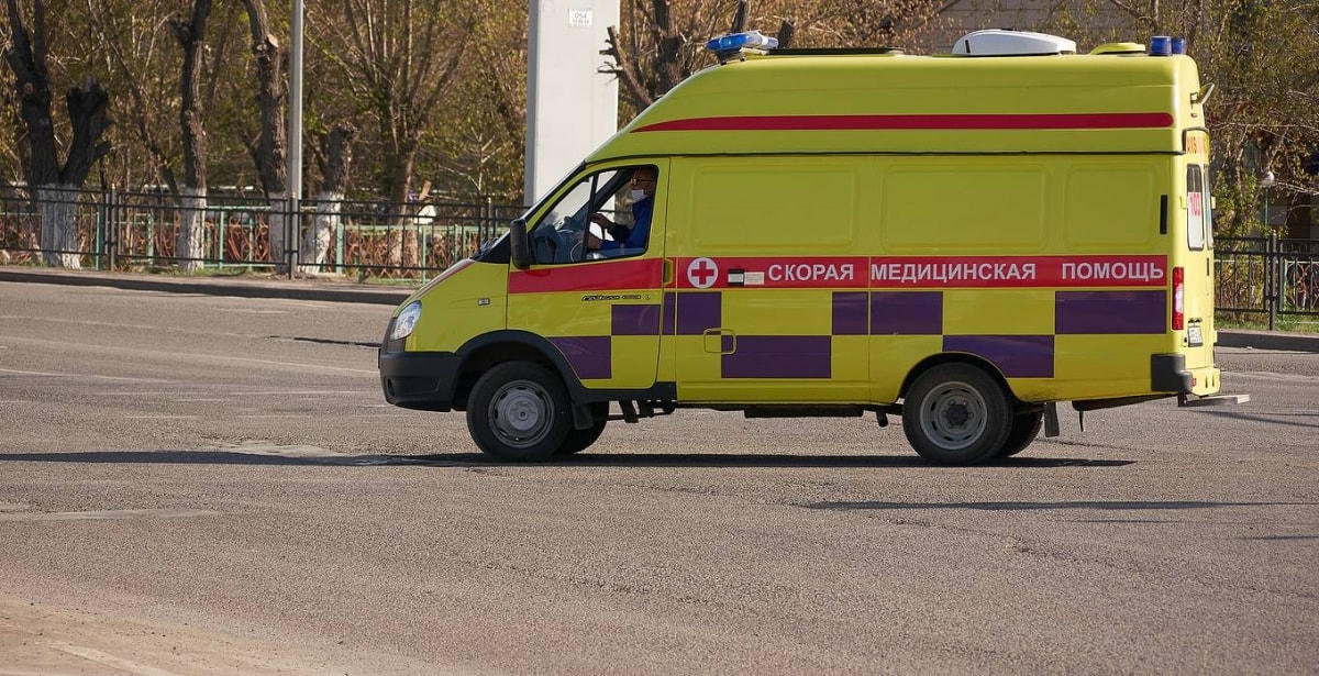 15 xe cứu thương đã được cử đến hiện trường. Ảnh: Tass.