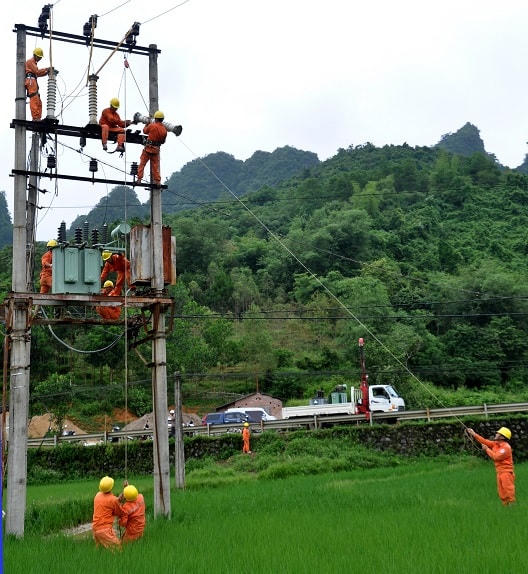 Ép người dân nộp tiền điện qua thẻ ngân hàng: Công ty Điện lực Lạng Sơn yêu cầu  Điện lực Bắc Sơn thu hồi thông báo