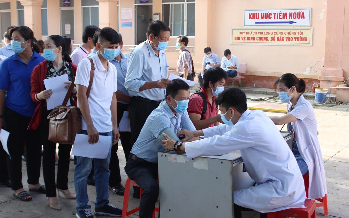 Một điểm đăng ký tiêm vaccine phòng dịch Covid-19 tại Bình Dương.