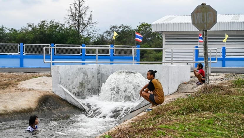 Trạm bơm nước này cho phép người dân địa phương tiếp cận với sông Ping ở tỉnh Tak. Ảnh: CNA.