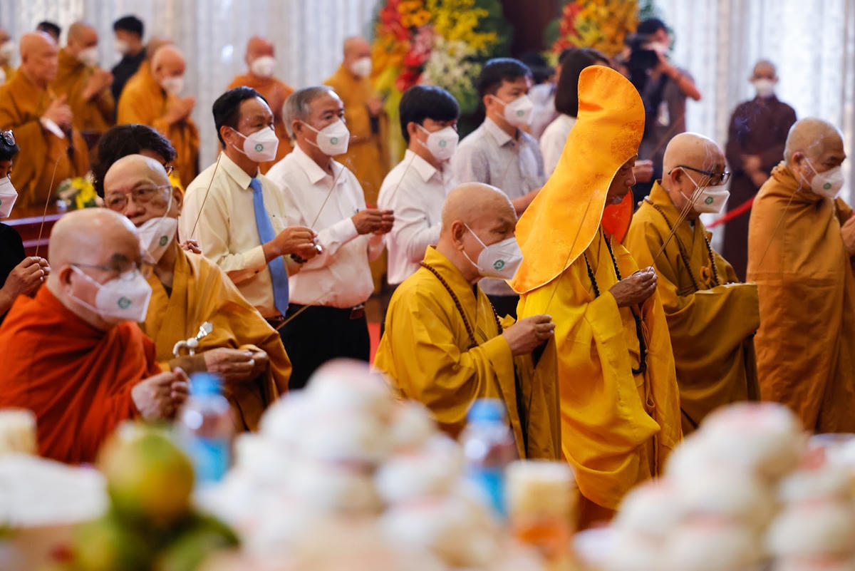 Lễ kỳ siêu cho đồng bào qua đời vì Covid-19, xoa dịu vết thương lòng người ở lại