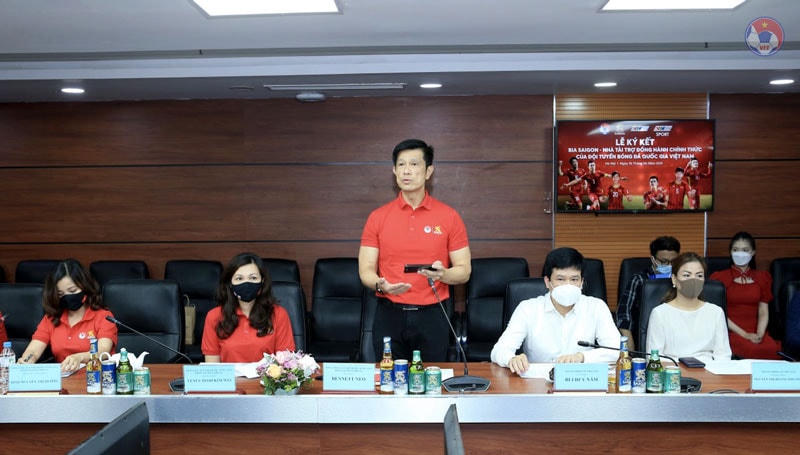 Ông Bennett Neo Tổng giám đốc SABECO phát biểu tại lễ ký kết
