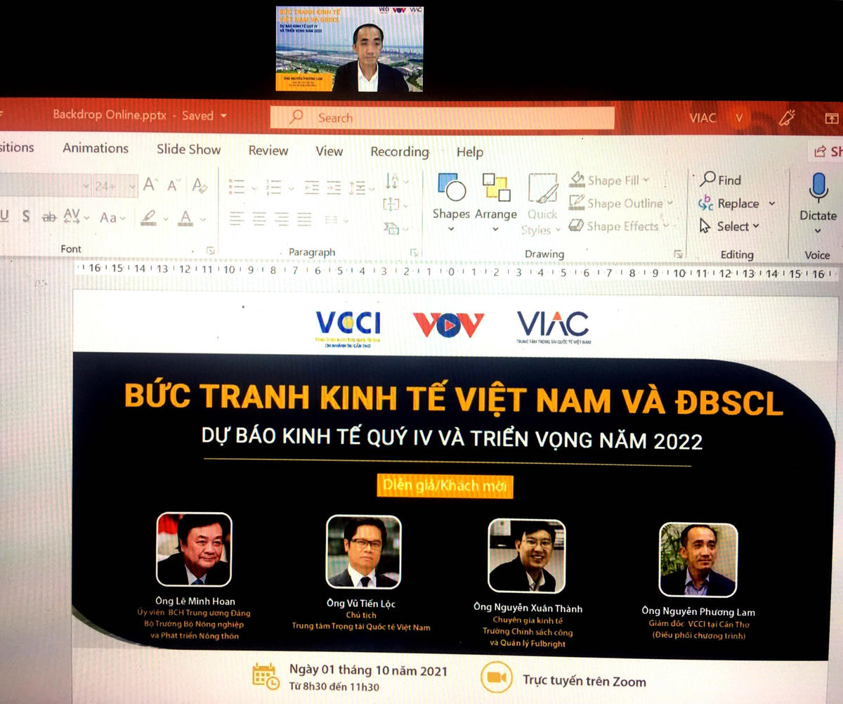 Hội thảo và các khách mời. 