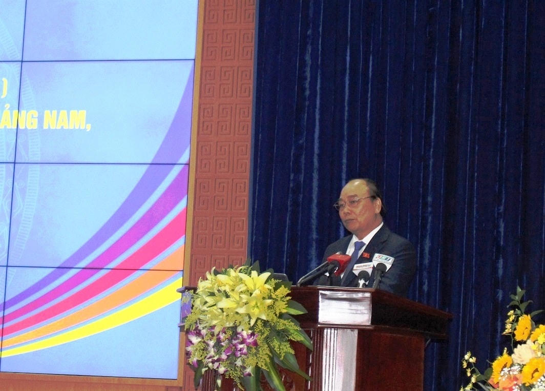 Thủ tướng Nguyễn Xuân Phúc phát biểu tại buổi gặp mặt.