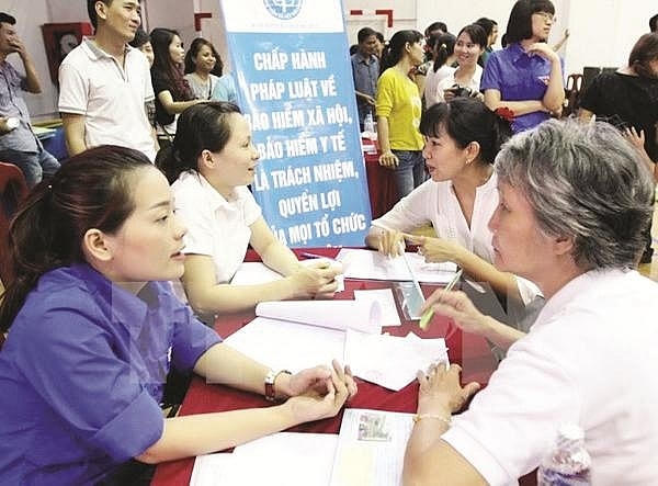 Tích cực tuyên truyền, tư vấn về công tác BHXH, BHYT.
