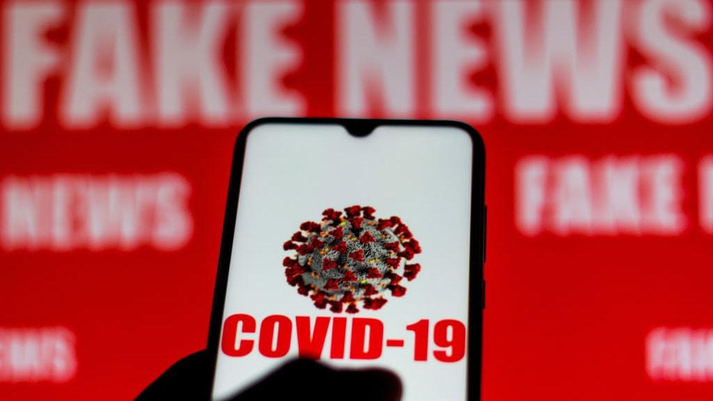 Facebook sẽ loại bỏ thông tin giả mạo liên quan vaccine ngừa Covid-19. Ảnh minh họa.