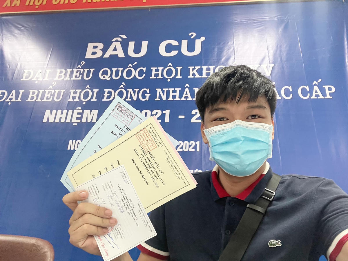 Diễn viên Trung Ruồi.