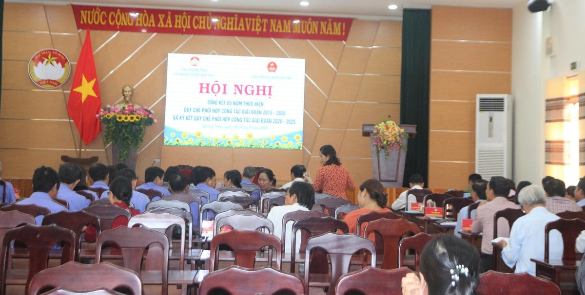 Quang cảnh hội nghị tổng kết.