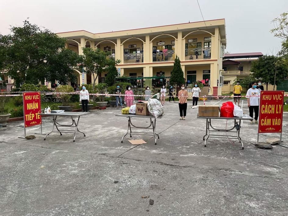 Chính quyền tỉnh Nam Định cũng yêu cầu những người về từ vùng dịch, một số tỉnh, thành miền Nam tùy mức độ phải thực hiện biện pháp cách ly tương ứng.