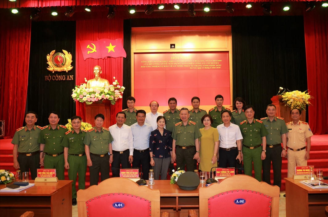 Bộ trưởng Tô Lâm cùng các đại biểu dự Hội nghị. Ảnh: mps.gov.vn.