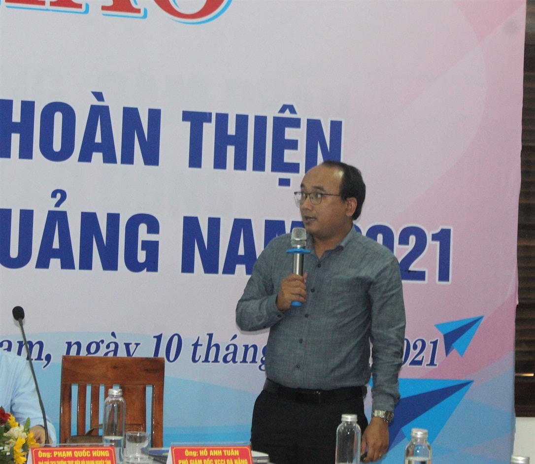 Ông  Hồ Anh Tuân trình bày về triển khai bộ chỉ số DDCI.