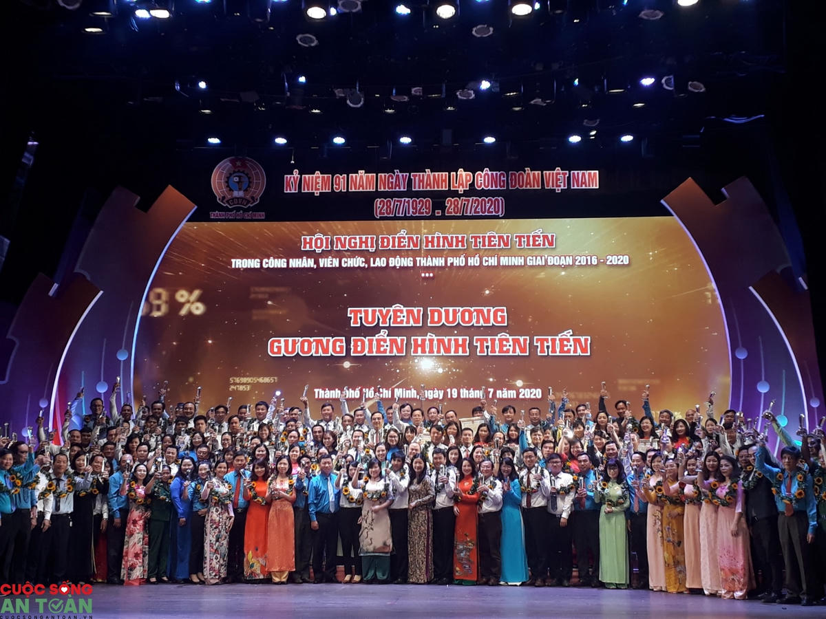TP Hồ Chí Minh: 51 tập thể, 161 cá nhân được vinh danh