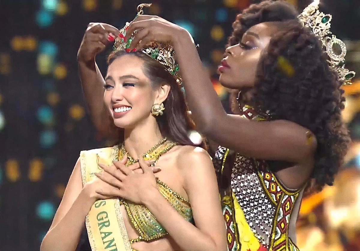 Thùy Tiên tạo lịch sử, đăng quang tại cuộc thi Miss Grand Internatinal 2021.