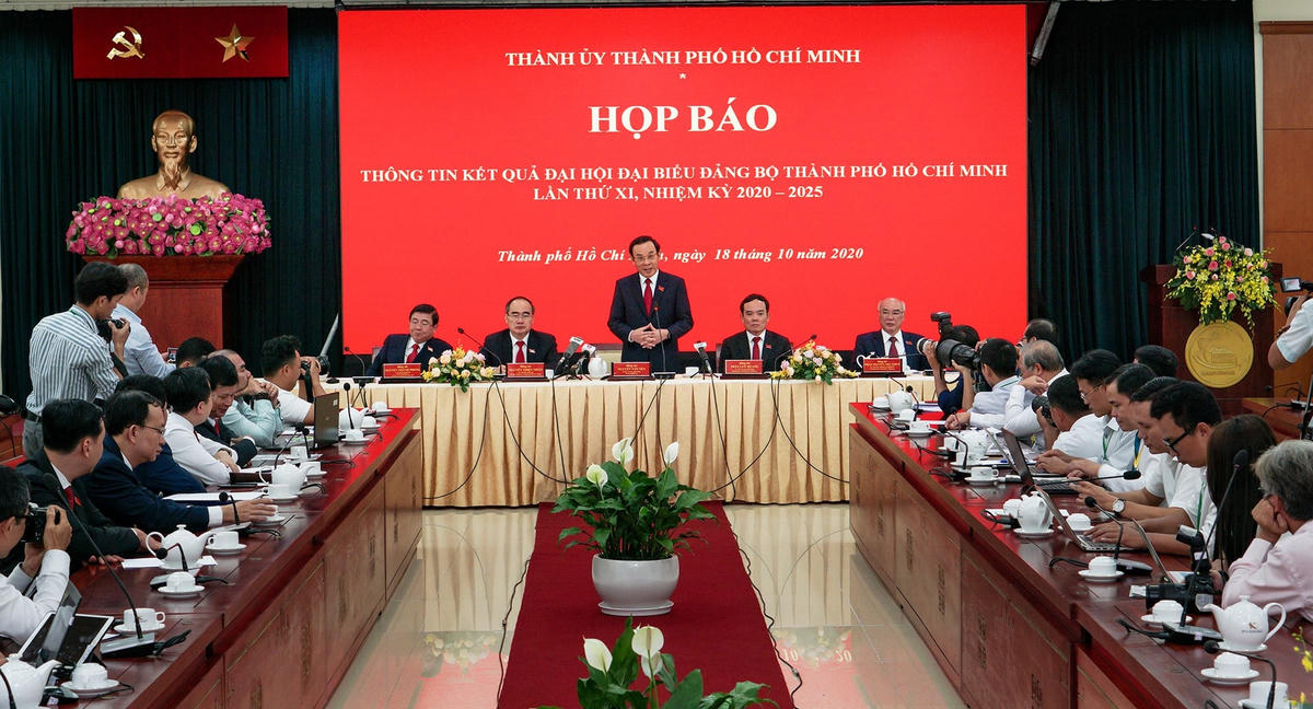 Quang cảnh họp báo.