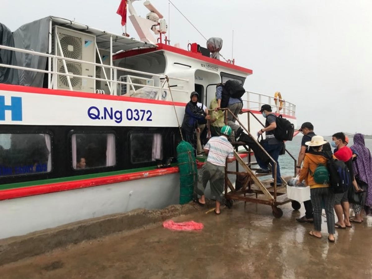Tạm dừng hoạt động giao thông Sa Kỳ - Lý Sơn.