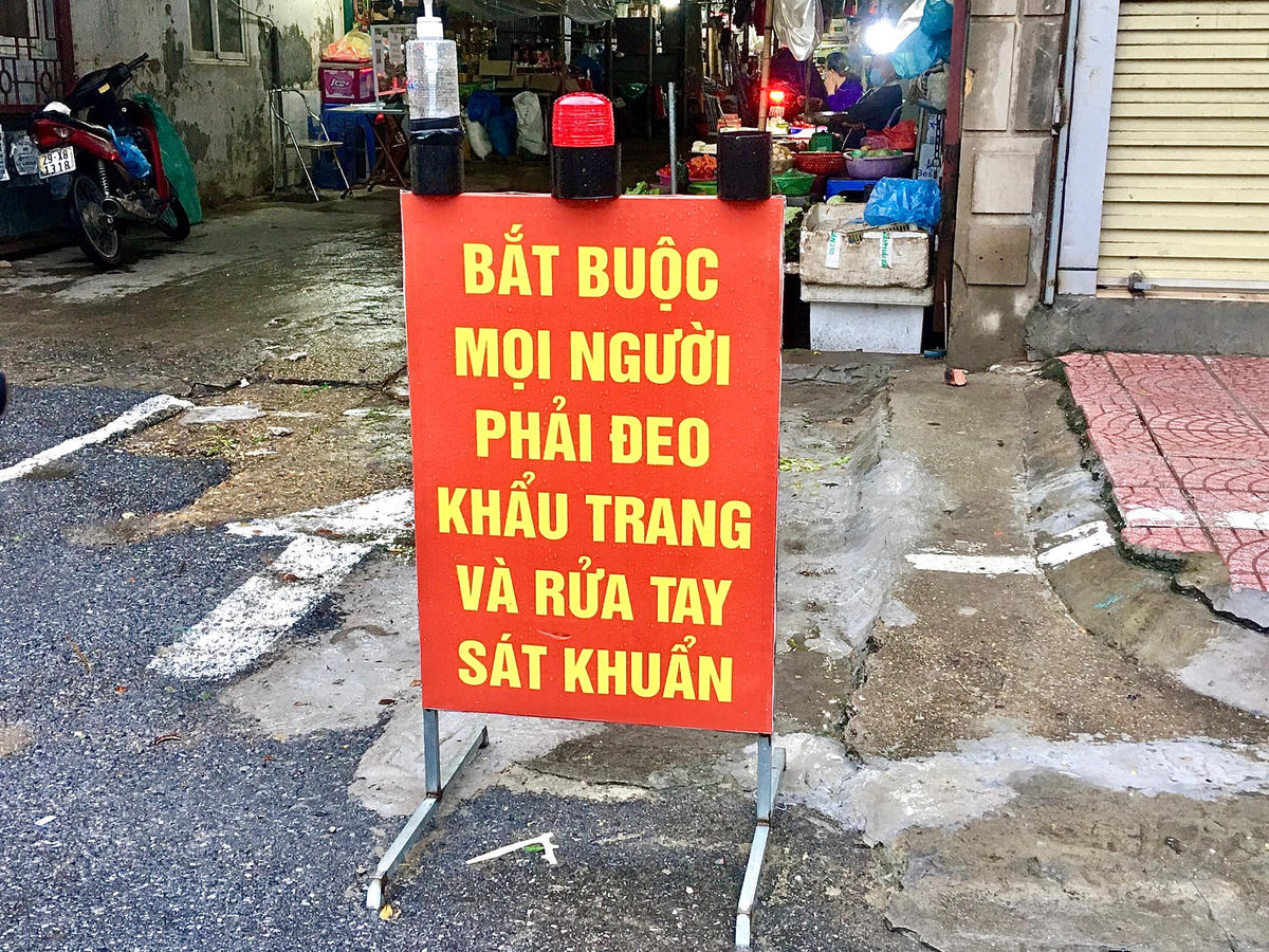 Hà Nội: Chủ quan trong phòng chống dịch tại các chợ dân sinh, siêu thị