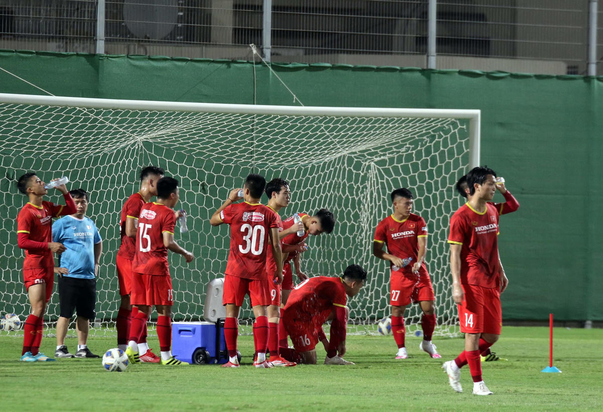 Trong buổi tập đầu tiên của đội tuyển, HLV Park Hang-seo không đặt nặng vấn đề về rèn chiến thuật. 