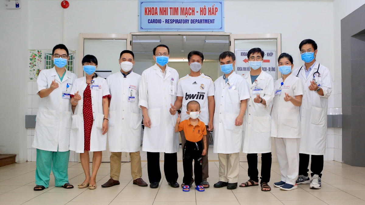 Sau 1 tháng điều trị, chăm sóc đặc biệt cháu H. đã được xuất viện.