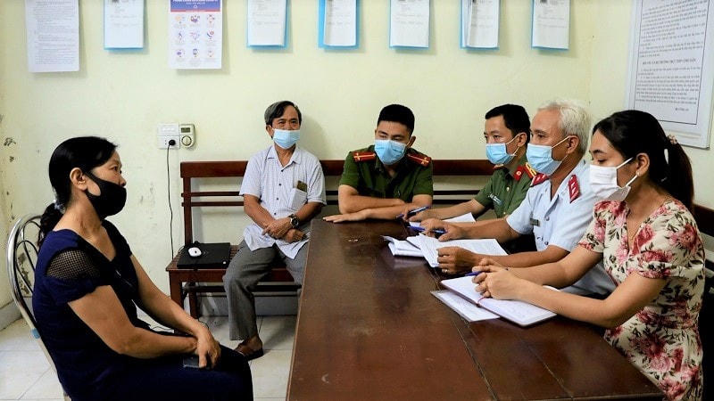 Nguyễn Thị Tuyết cam kết sẽ gỡ bỏ bài viết sai sự thật trên mạng xã hội và cam kết sẽ không tái phạm.