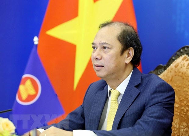 Thứ trưởng Bộ Ngoại giao Nguyễn Quốc Dũng. (Ảnh: Phạm Kiên/TTXVN).