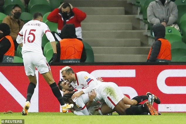 Sevilla thẳng tiến vòng 1/8 Champions League. (Nguồn: Reuters).