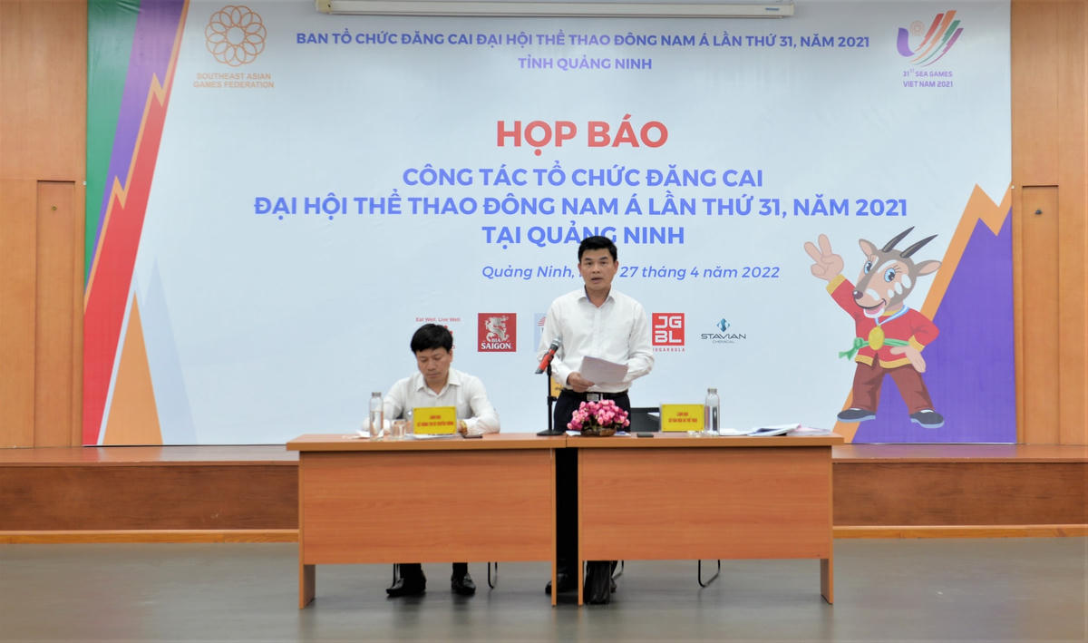 Ông Nguyễn Mạnh Hà, Giám đốc Sở Văn hóa và Thể thao tỉnh Quảng Ninh thông tin về công tác tổ chức đăng cai SEA Games 31 tại Quảng Ninh. 