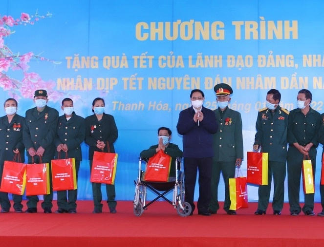Trong không khí Tết đến Xuân về, Thủ tướng mong muốn quê hương Thanh Hoá ngày càng phát triển, giàu mạnh.