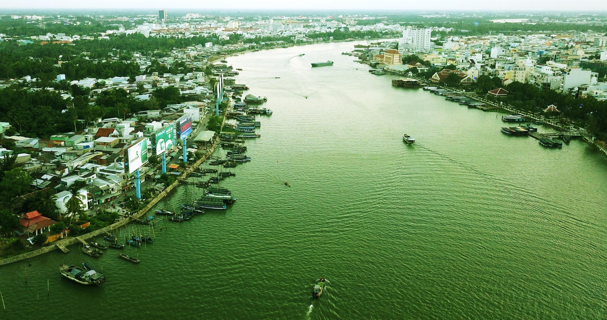 Giao thông đường thủy ở Miền Nam cũng là thế mạnh cần khai thác.