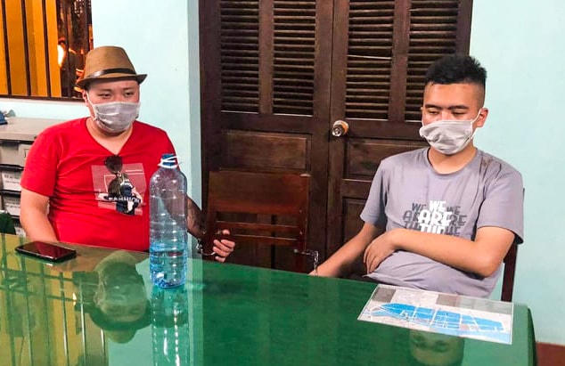 Lực lượng Công an Quảng Nam đang làm việc với người Trung Quốc lưu trú trái phép.