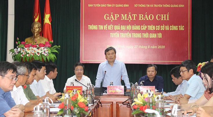 Bí thư Tỉnh ủy Quảng Bình Vũ Đại Thắng phát biểu tại buổi gặp mặt báo chí diễn ra vào sáng ngày 27/8.