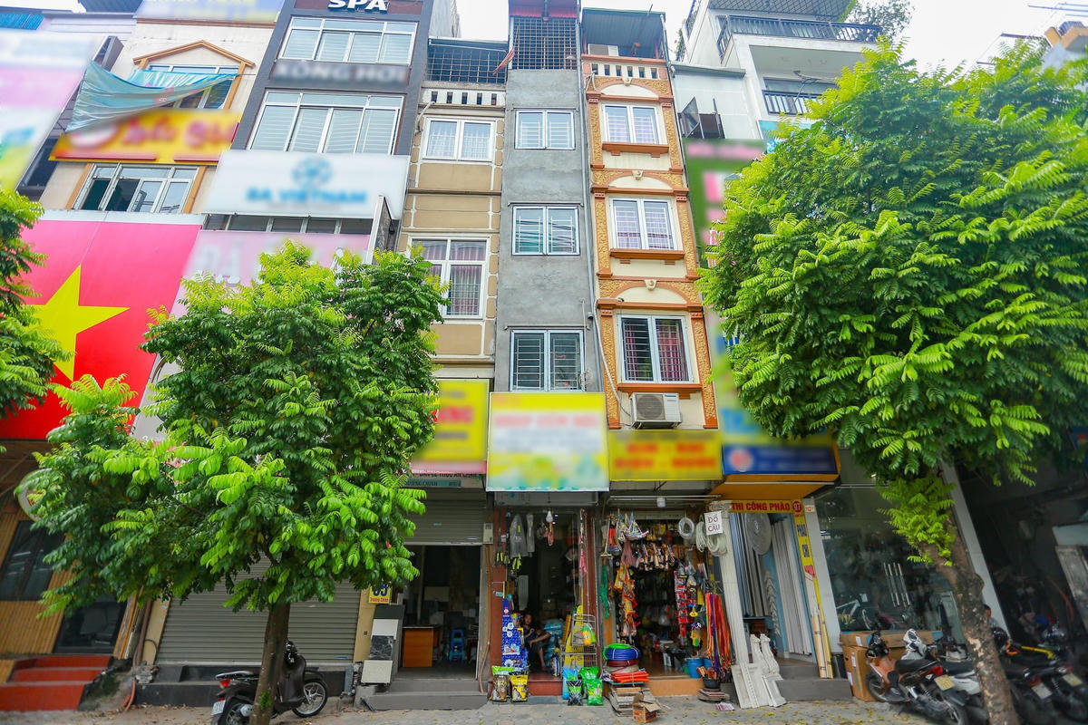 Không chỉ giá nhà đất, chi phí thuê mặt bằng tại đây cũng đang tăng "phi mã" bất chấp đại dịch Covid-19.