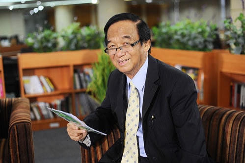 Bỏ bớt chứng chỉ, sử dụng nhân lực theo thực tài