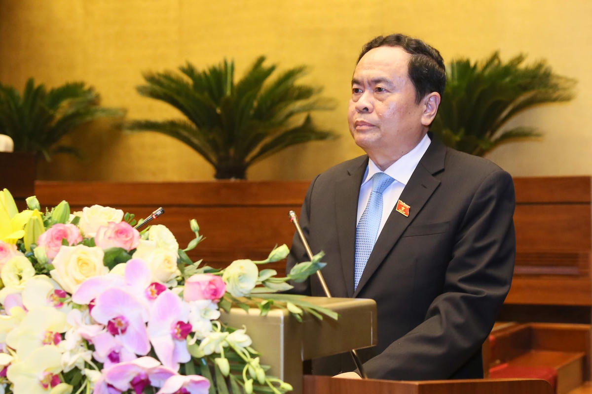 Từ diễn đàn Quốc hội, thay mặt Đoàn Chủ tịch UBTƯ MTTQ Việt Nam, Chủ tịch Trần Thanh Mẫn gửi lời cảm ơn đến đồng bào, cán bộ, chiến sỹ cả nước, đồng bào ta ở nước ngoài đã đồng tâm, hiệp lực, đoàn kết một lòng tích cực ủng hộ cũng như thực hiện phòng chống dịch Covid-19. Ảnh: Quang Vinh.