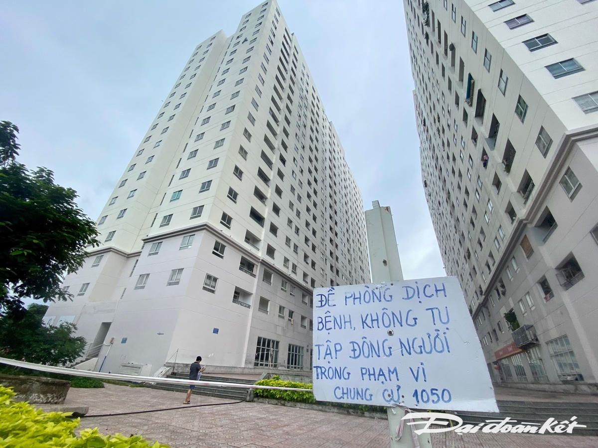 khu chung cư 1050 (số 4 Phan Chu Trinh, phường 12, quận Bình Thạnh)