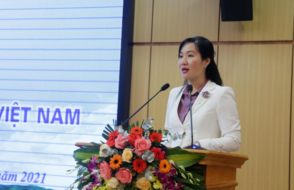 Bà Nguyễn Thị Hạnh, Phó Chủ tịch UBND tỉnh Quảng Ninh phát biểu tại Hội nghị.