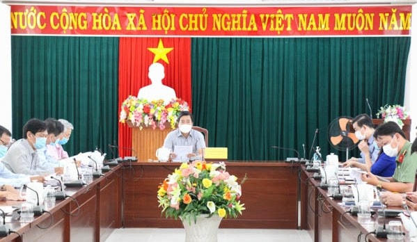 Quang cảnh buổi họp.
