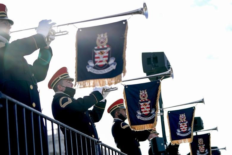 Dàn Quân nhạc Mỹ biểu diễn trong một buổi diễn tập.