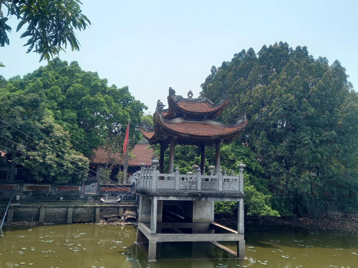 Cụm di tích  quốc gia đền Trấn Vũ lưu giữ nhiều giá trị lịch sử, văn hóa độc đáo.