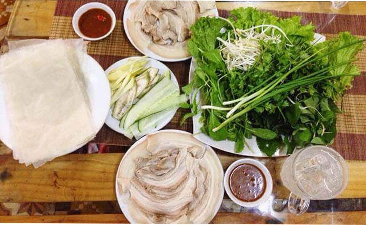 Bánh  tráng cuốn thịt heo món ăn đổi vị dễ làm.