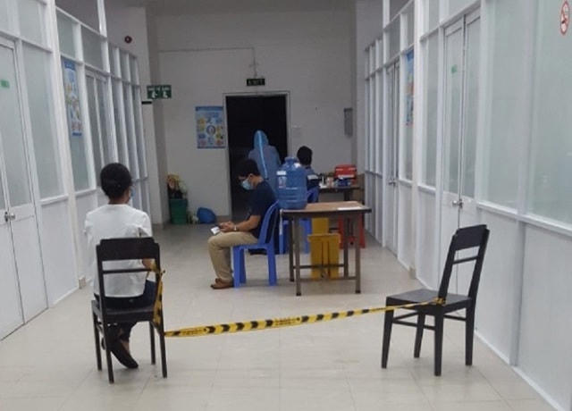 Các trường hợp trong nhóm nguy cơ đang được hỏa tốc lấy mẫu xét nghiệm.  
