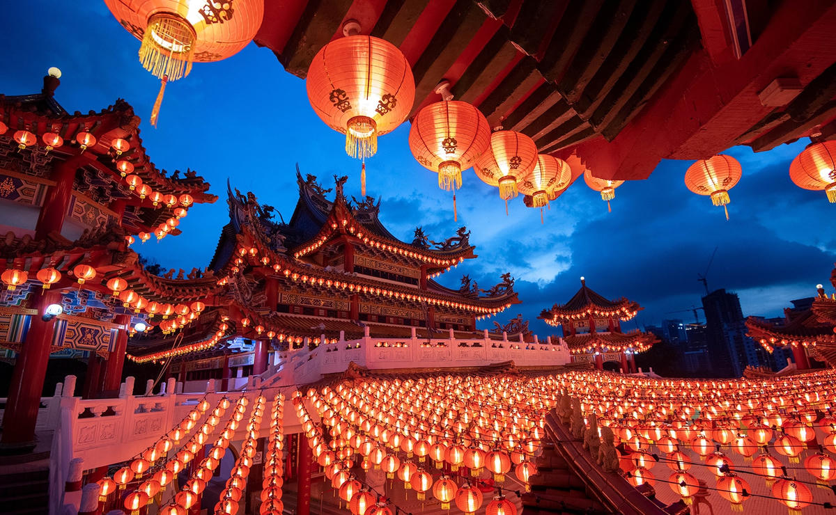 Đèn lồng đỏ sáng rực rỡ tại đền Thean Hou ở thủ đô Kuala Lumpur, Malaysia trong dịp Tết Nguyên đán. Ảnh: Korea Times.  