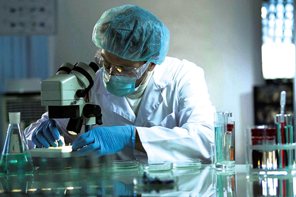 Vaccine chạy theo virus