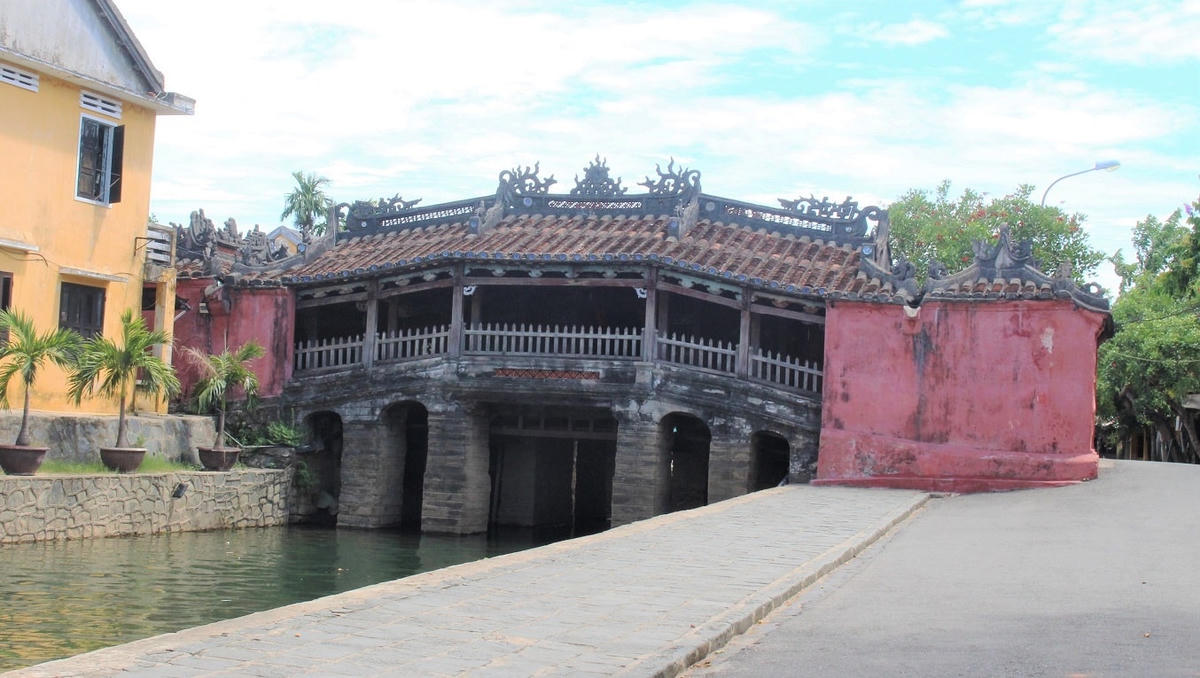 Một góc Chùa Cầu phố cổ Hội An.